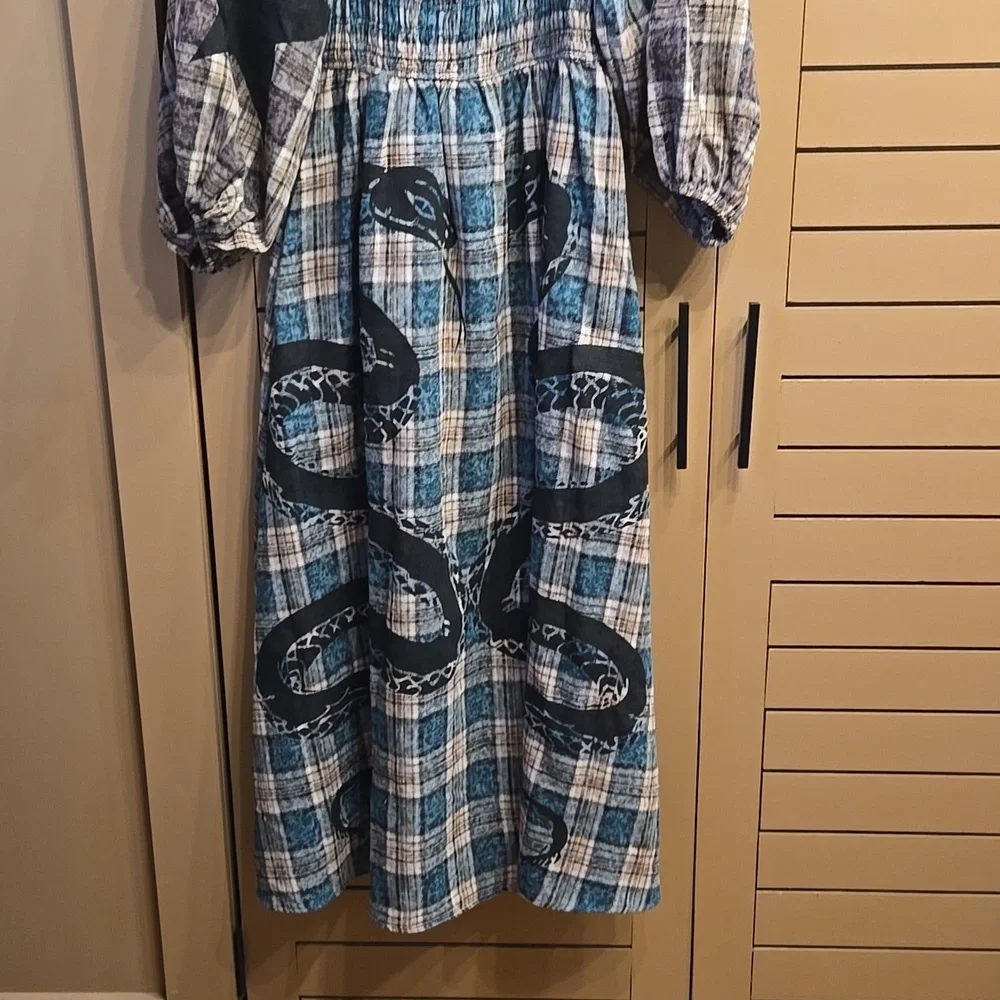 Dressed In LALA Sweet Revenge Smocked Plaid Snake Dress Size Medium - Picture 7 of 12